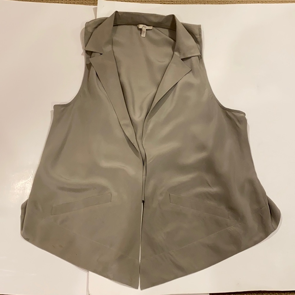 JOIE ALL SILK VEST IN PALE GRAY/ TAUPE ADJUSTABLE BACK